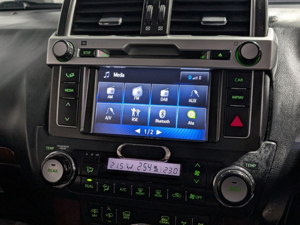 Used Toyota Land Cruiser 2017 for sale - 76698534: Photo 40