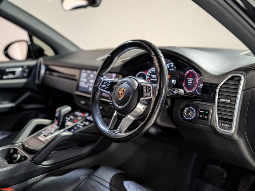 Used Porsche Cayenne 2018 for sale - 77172162: Photo 11