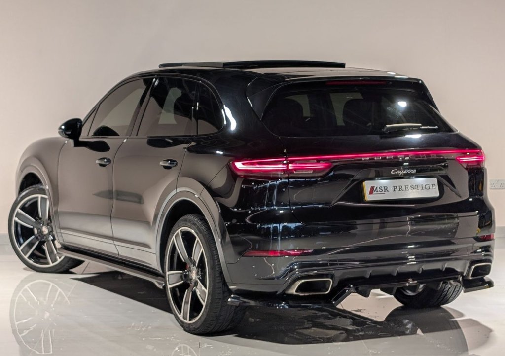 Used Porsche Cayenne 2018 for sale - 77172162: Photo 2