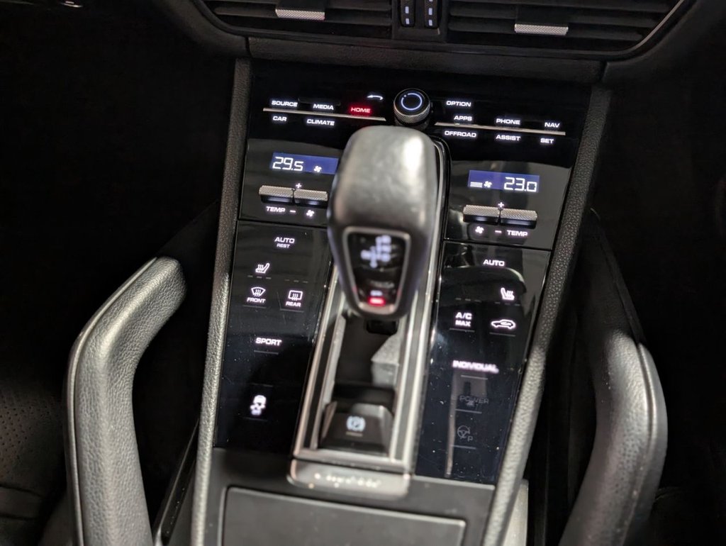 Used Porsche Cayenne 2018 for sale - 77172162: Photo 32