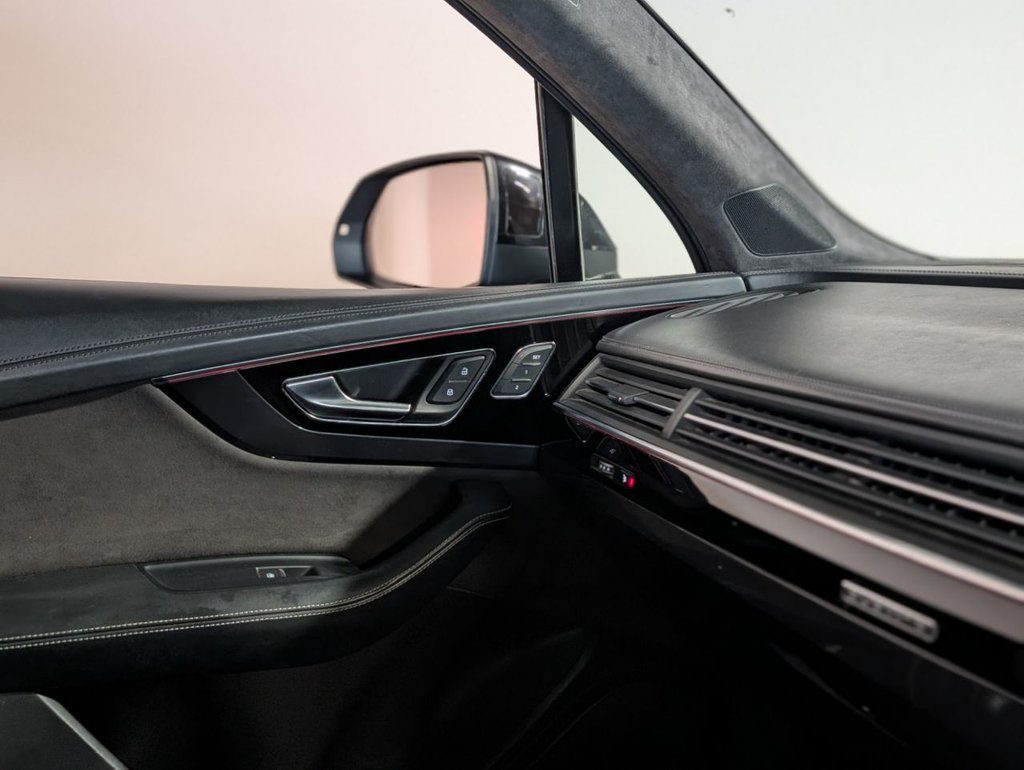 Used Audi Q7 2018 for sale - 77608906: Photo 47