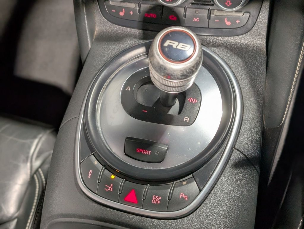 Used Audi R8 2010 for sale - 75264491: Photo 37