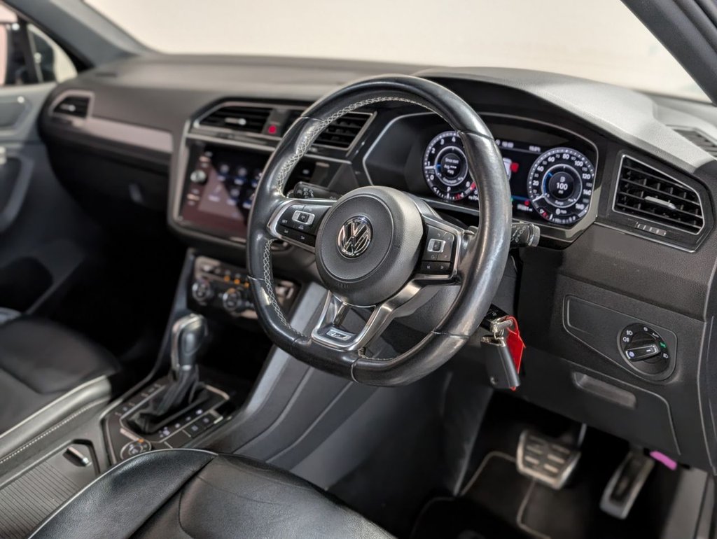 Used Volkswagen Tiguan 2018 for sale - 77608997: Photo 11