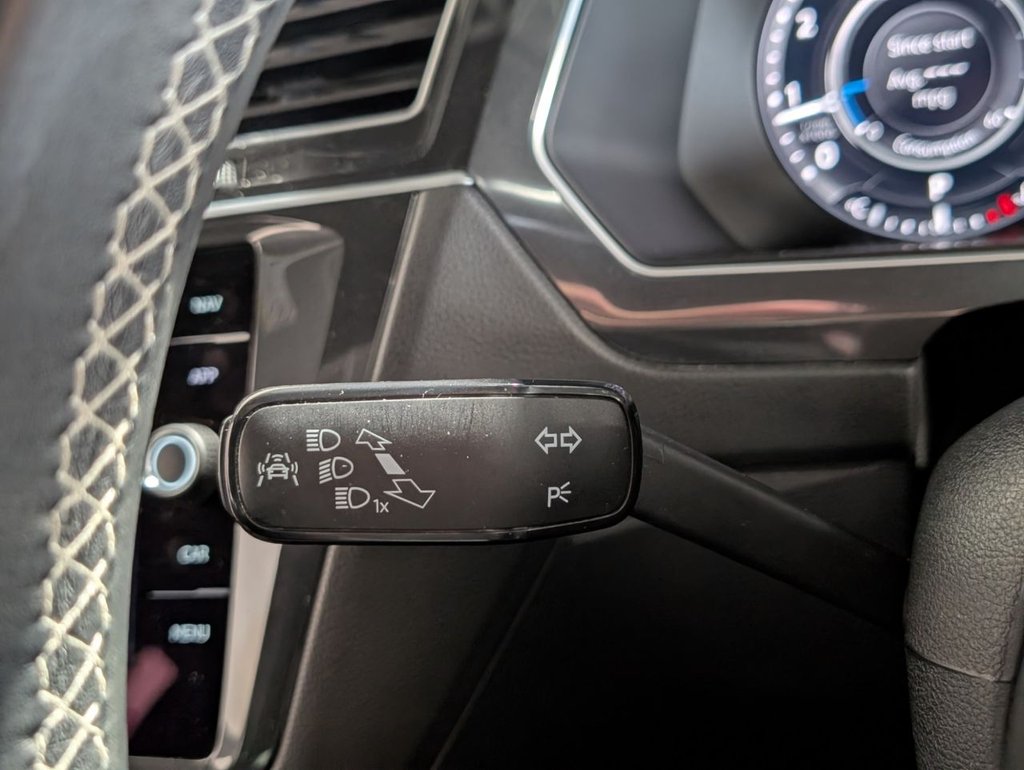 Used Volkswagen Tiguan 2018 for sale - 77608997: Photo 28