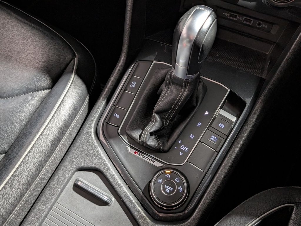 Used Volkswagen Tiguan 2018 for sale - 77608997: Photo 33