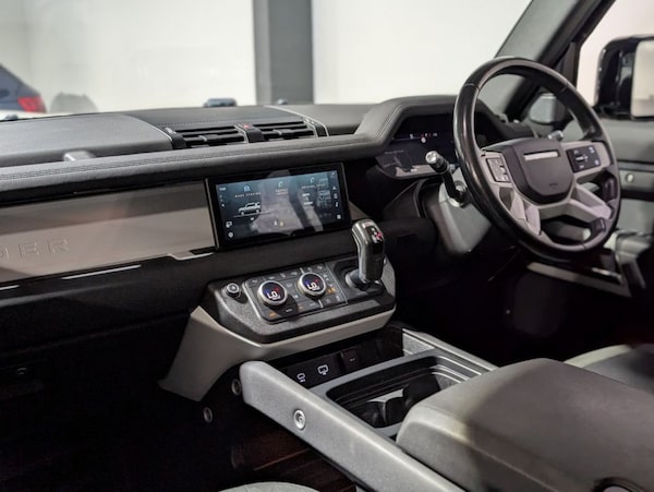 Used Land Rover Defender 2020 for sale - 75596959: Photo 13
