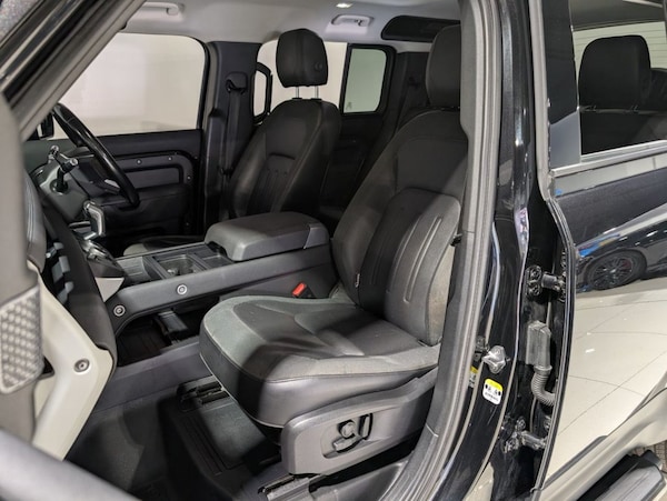 Used Land Rover Defender 2020 for sale - 75596959: Photo 14