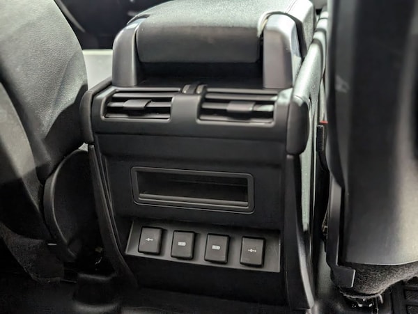 Used Land Rover Defender 2020 for sale - 75596959: Photo 16