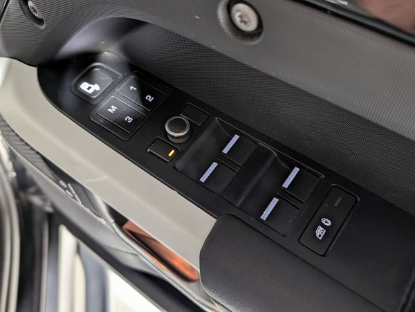 Used Land Rover Defender 2020 for sale - 75596959: Photo 20