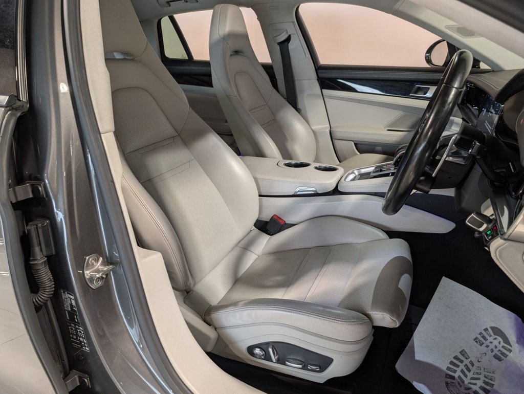 Used Porsche Panamera 2018 for sale - 77821053: Photo 12
