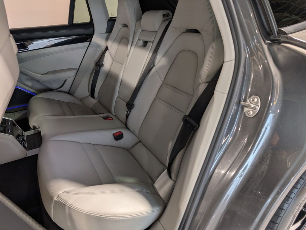 Used Porsche Panamera 2018 for sale - 77821053: Photo 16