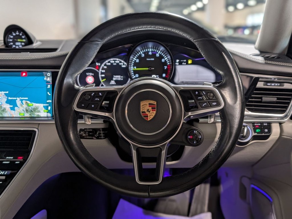 Used Porsche Panamera 2018 for sale - 77821053: Photo 31