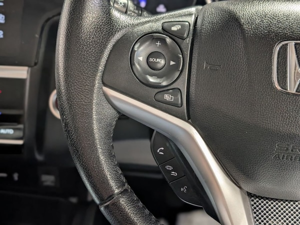 Used Honda Jazz 2017 for sale - 75028418: Photo 18