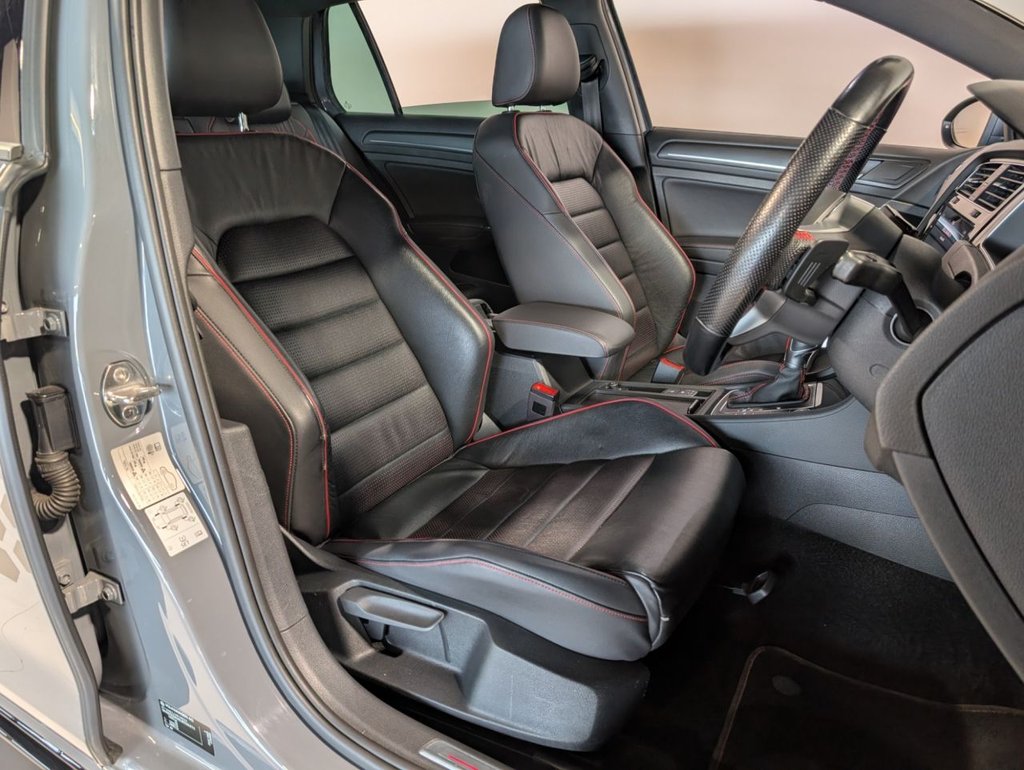 Used Volkswagen Golf 2020 for sale - 77765581: Photo 12