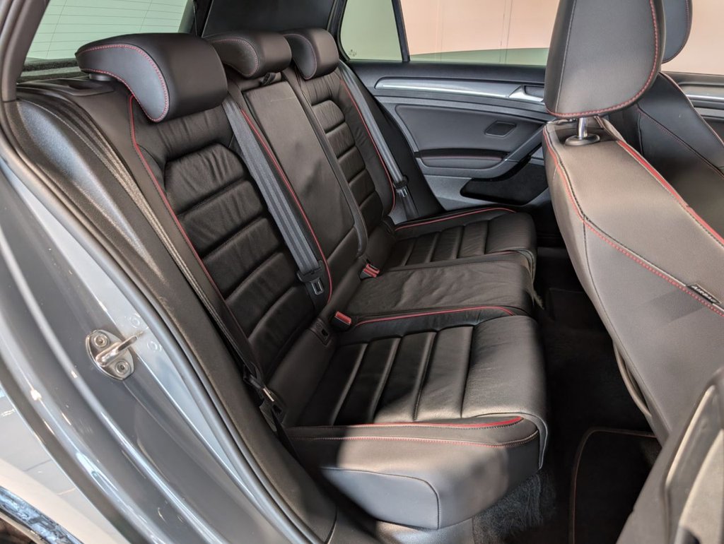 Used Volkswagen Golf 2020 for sale - 77765581: Photo 15