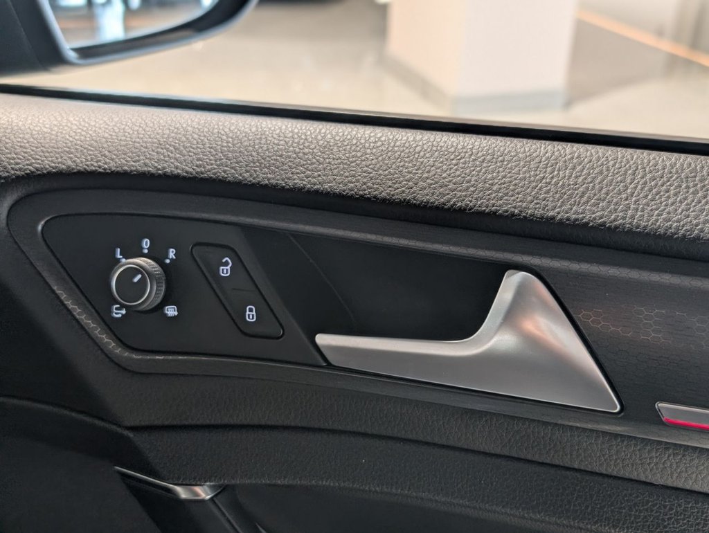 Used Volkswagen Golf 2020 for sale - 77765581: Photo 19