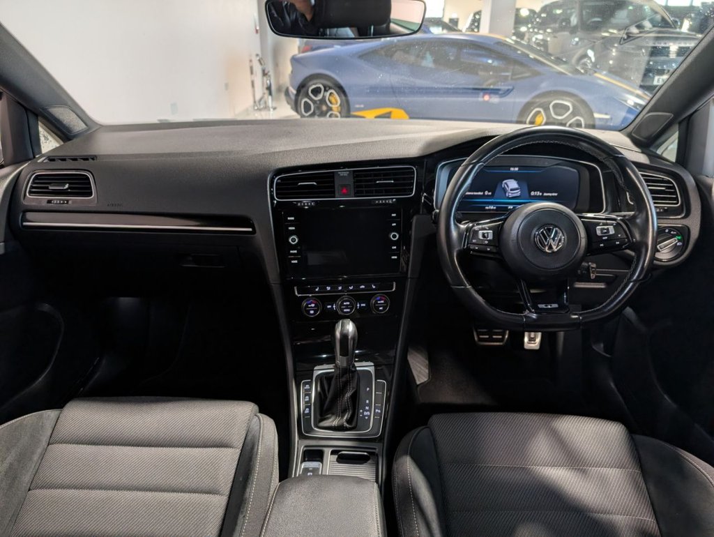 Used Volkswagen Golf 2019 for sale - 77133391: Photo 10