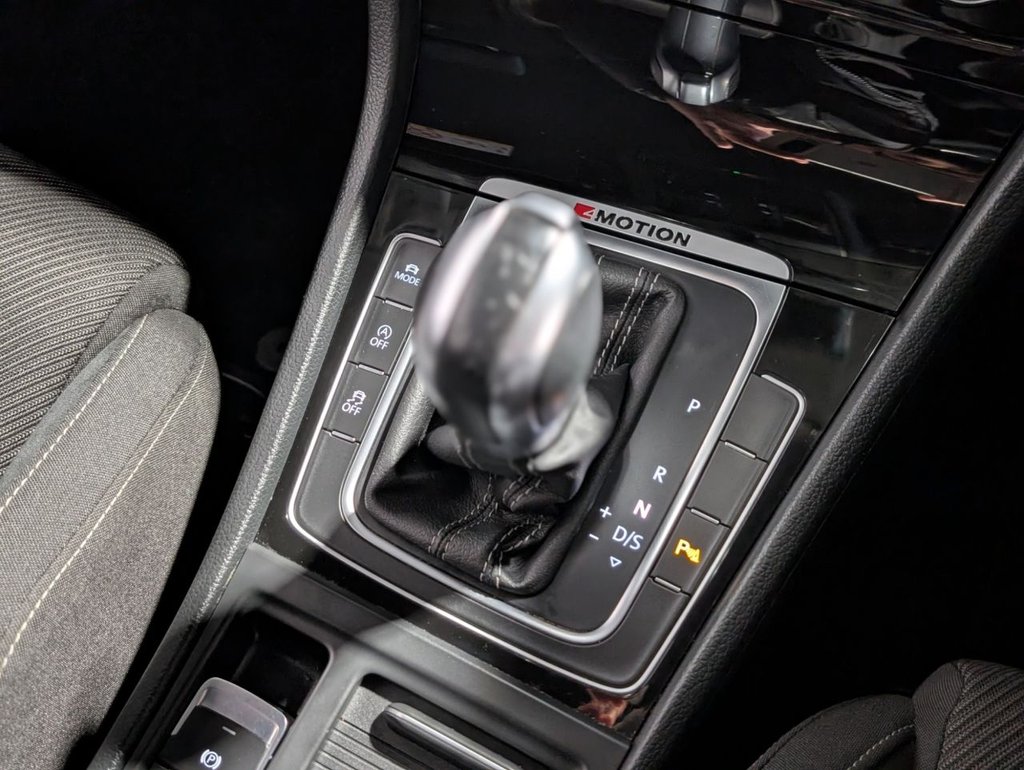 Used Volkswagen Golf 2019 for sale - 77133391: Photo 30