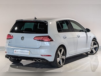 Used Volkswagen Golf 2019 for sale - 77133391: Photo