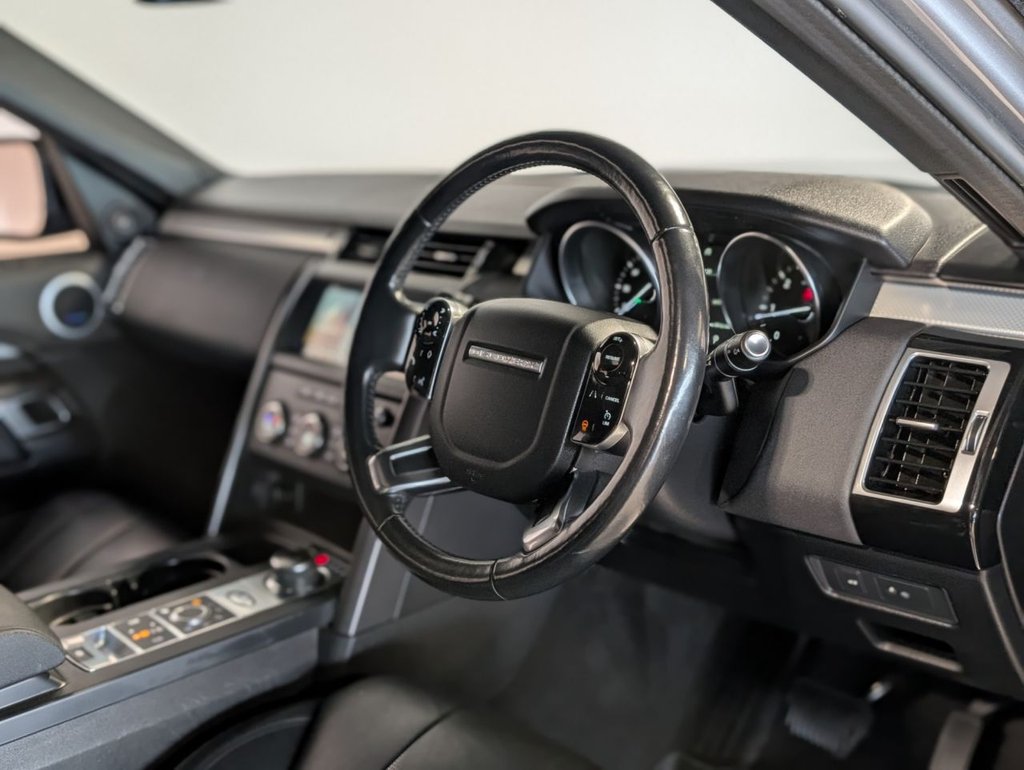 Used Land Rover Discovery 2020 for sale - 77891075: Photo 11