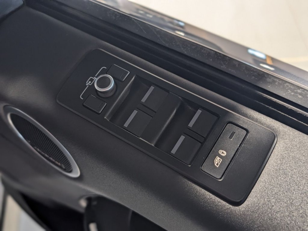 Used Land Rover Discovery 2020 for sale - 77891075: Photo 20