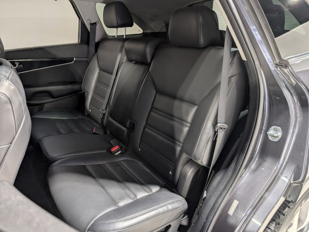 Used Kia Sorento 2017 for sale - 76439187: Photo 25