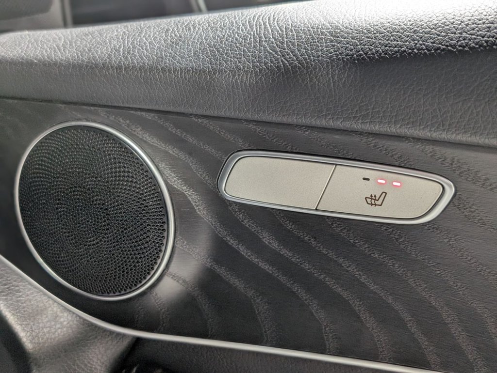 Used Mercedes-Benz GLC 2019 for sale - 76724768: Photo 22