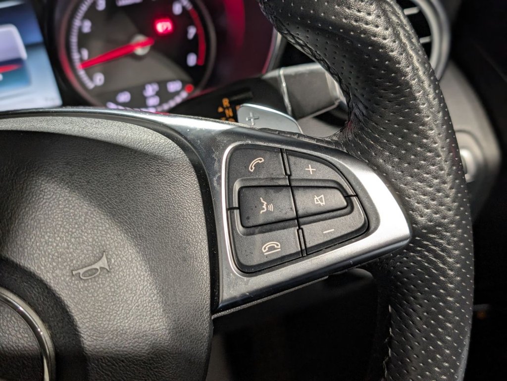 Used Mercedes-Benz GLC 2019 for sale - 76724768: Photo 28