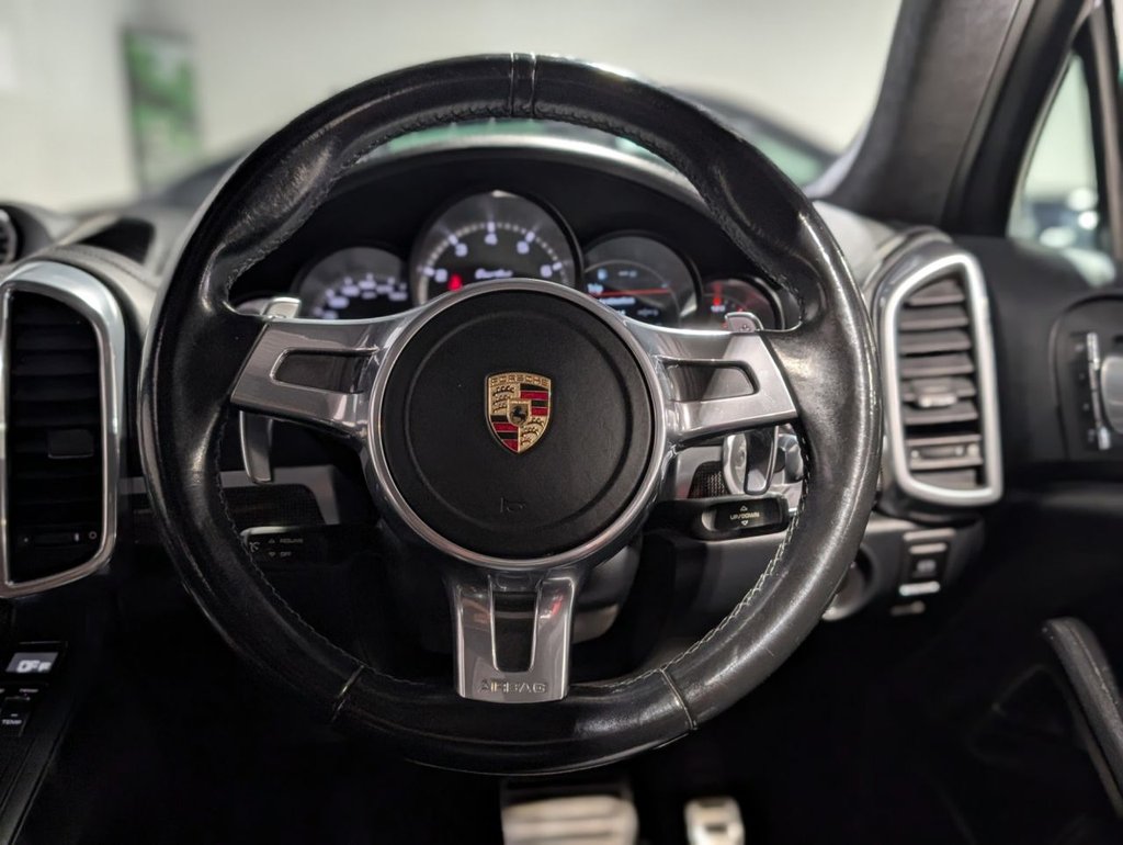 Used Porsche Cayenne 2014 for sale - 76080828: Photo 26