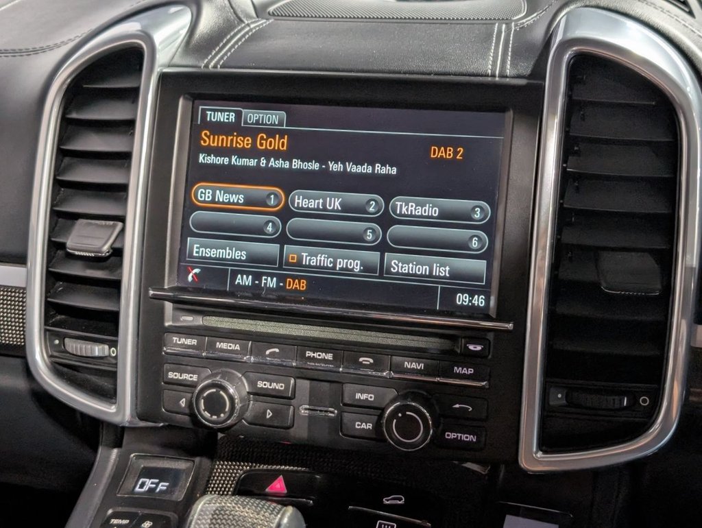 Used Porsche Cayenne 2014 for sale - 76080828: Photo 34