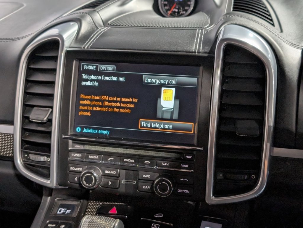 Used Porsche Cayenne 2014 for sale - 76080828: Photo 35