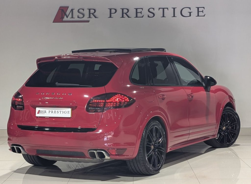 Used Porsche Cayenne 2014 for sale - 76080828: Photo 4