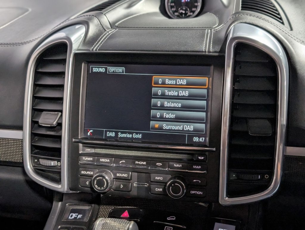 Used Porsche Cayenne 2014 for sale - 76080828: Photo 41