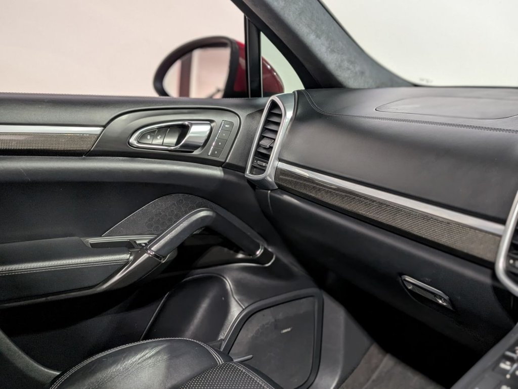 Used Porsche Cayenne 2014 for sale - 76080828: Photo 47