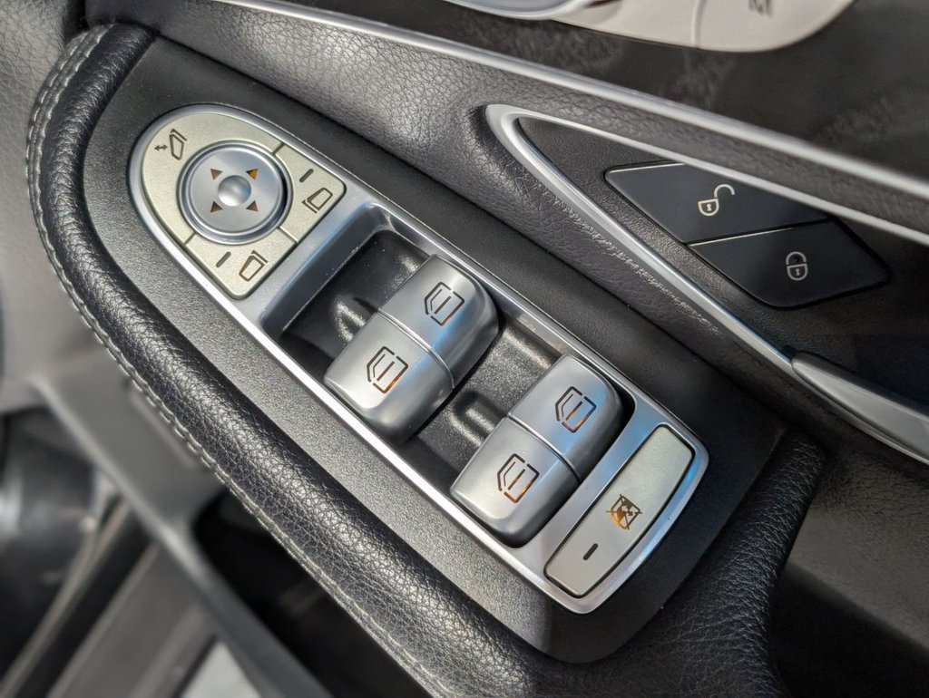 Used Mercedes-Benz GLC 2018 for sale - 76080882: Photo 20