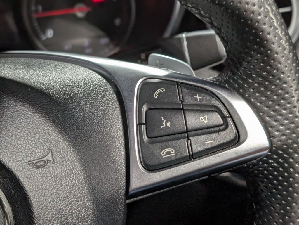 Used Mercedes-Benz GLC 2018 for sale - 76080882: Photo 25