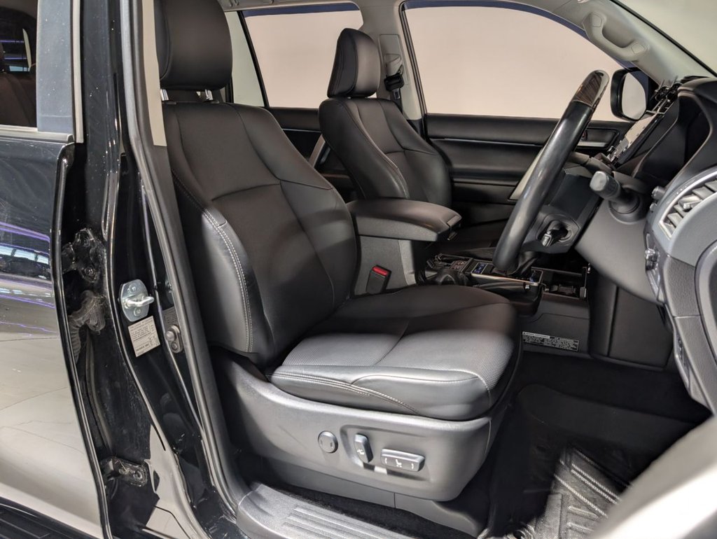 Used Toyota Land Cruiser 2021 for sale - 77048795: Photo 12