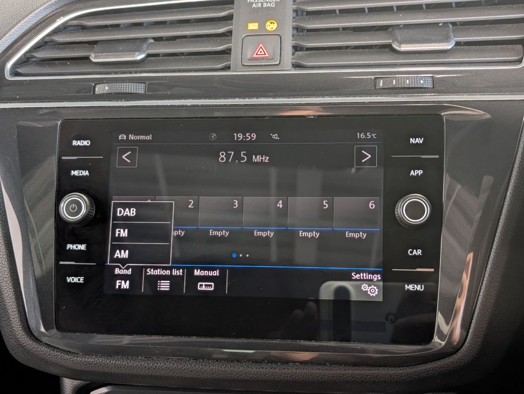 Used Volkswagen Tiguan 2019 for sale - 78017840: Photo 42