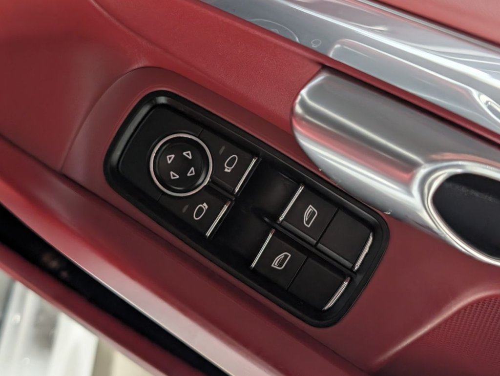 Used Porsche Cayman 2013 for sale - 76056972: Photo 12