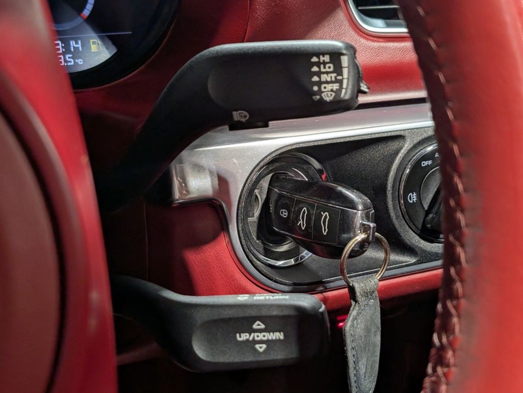 Used Porsche Cayman 2013 for sale - 76056972: Photo 17