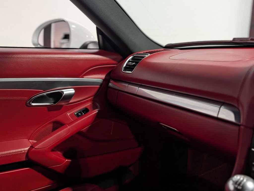 Used Porsche Cayman 2013 for sale - 76056972: Photo 29