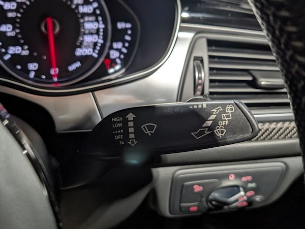 Used Audi RS6 Avant 2017 for sale - 75764863: Photo 37