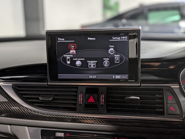 Used Audi RS6 Avant 2017 for sale - 75764863: Photo 41