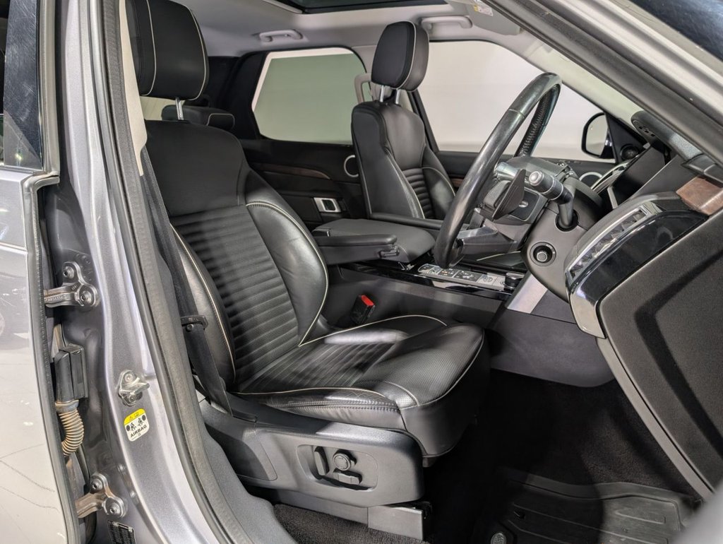 Used Land Rover Discovery 2020 for sale - 76376075: Photo 14