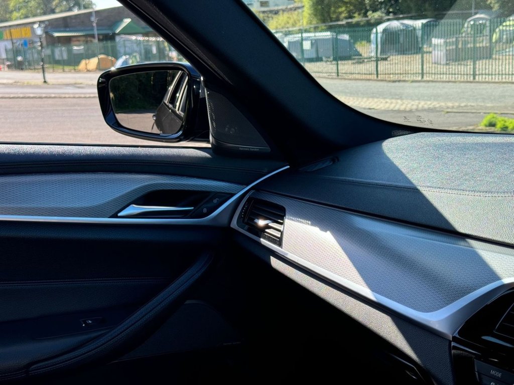 Used BMW 5 Series 2017 for sale - 77669069: Photo 40