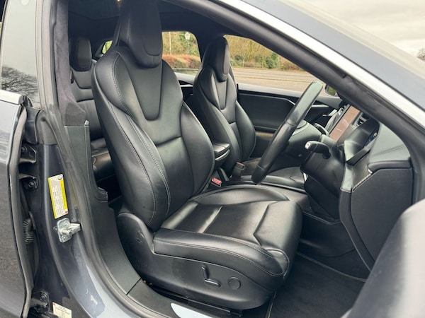 Used Tesla Model S 2019 for sale - 74460379: Photo 15