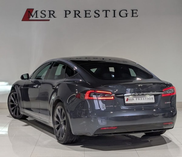 Used Tesla Model S 2019 for sale - 74460379: Photo 2