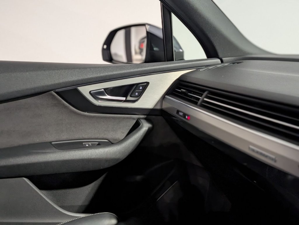 Used Audi Q7 2017 for sale - 76724754: Photo 42