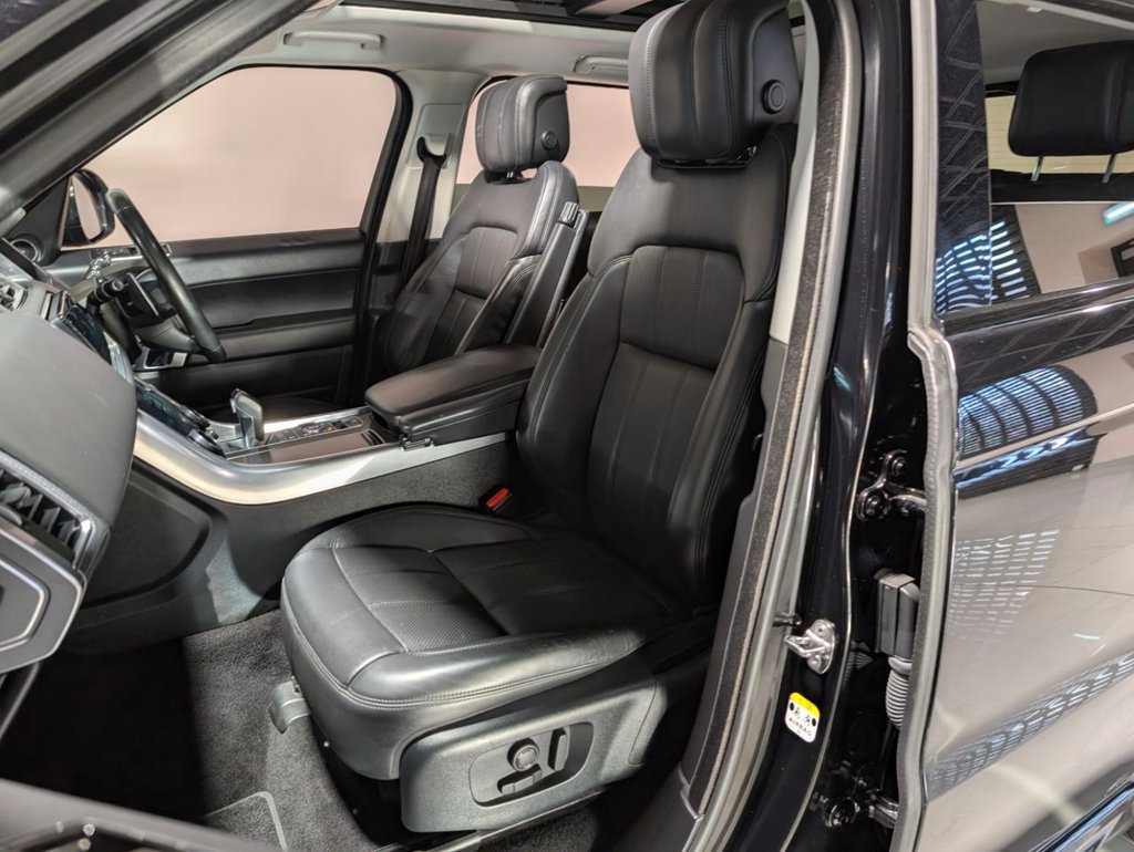 Used Land Rover Range Rover Sport 2018 for sale - 77048797: Photo 18
