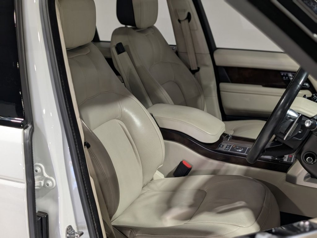 Used Land Rover Range Rover 2018 for sale - 76080336: Photo 12